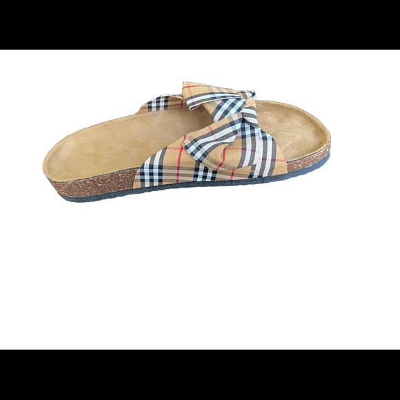 Unbranded Women’s Size 8 Tan Plaid Style Slippers Modeled On Cork This Sandals - Picture 6 of 6